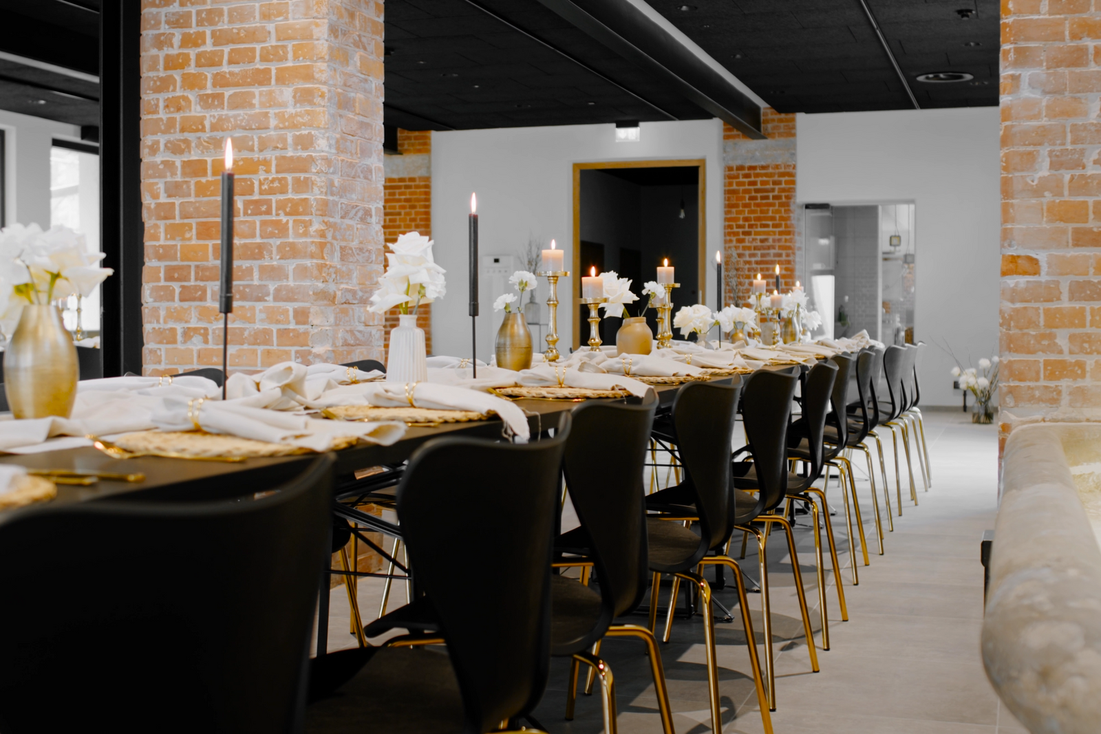 Halle 14 im Remontedepot mit Blick in den Festsaal